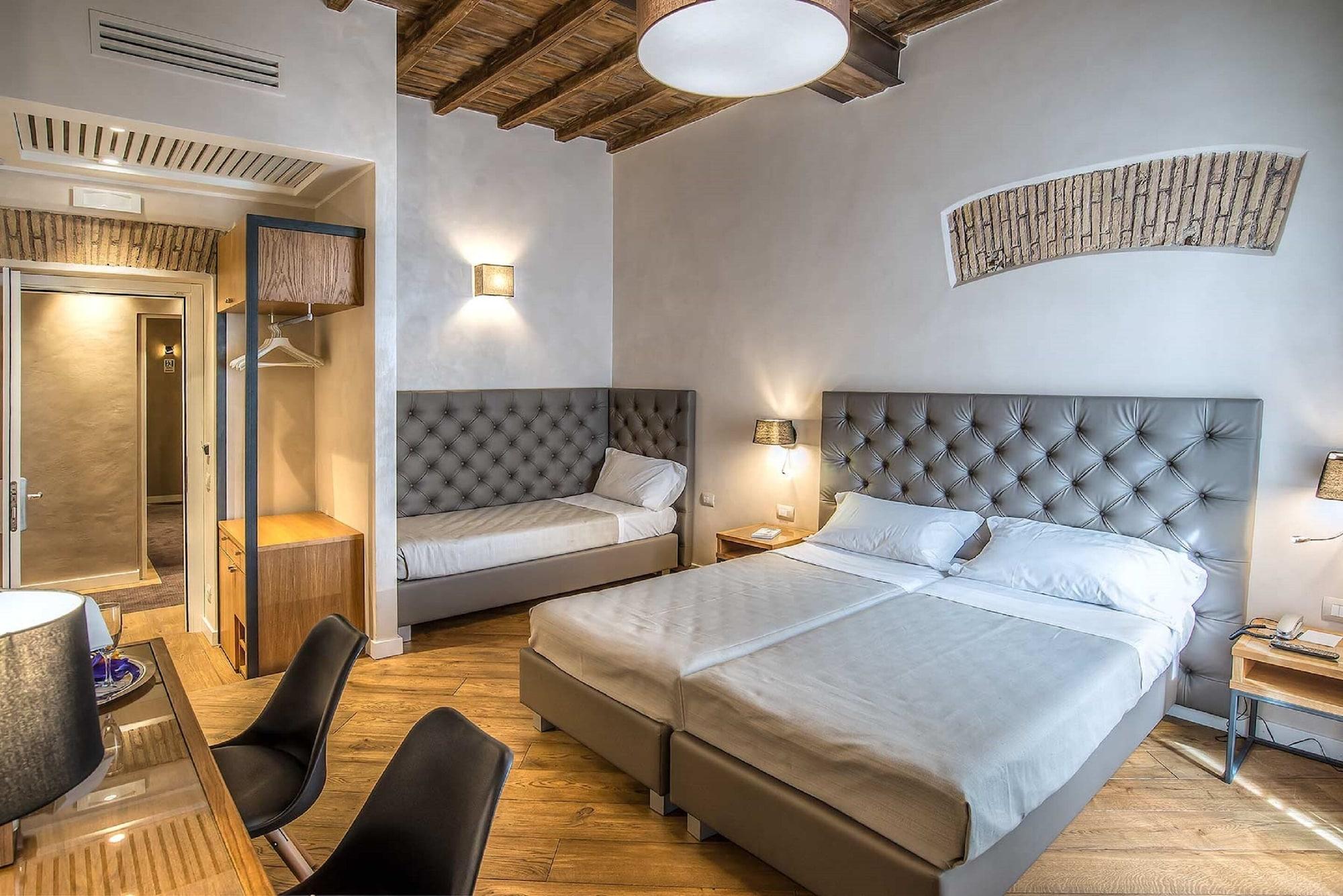 Elite Hotel 3*