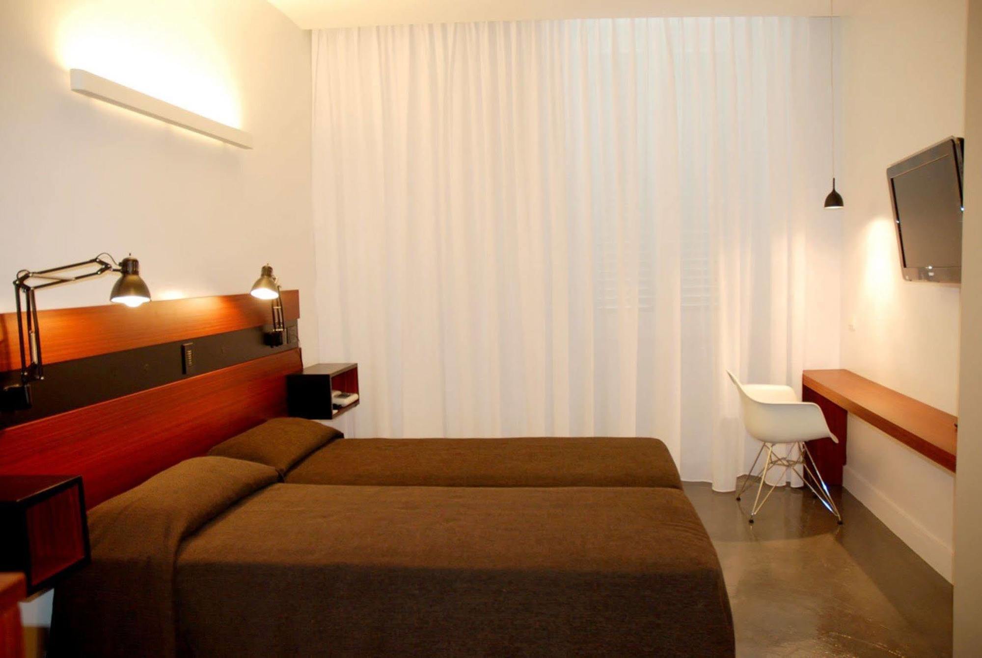 Elite Hotel 3*